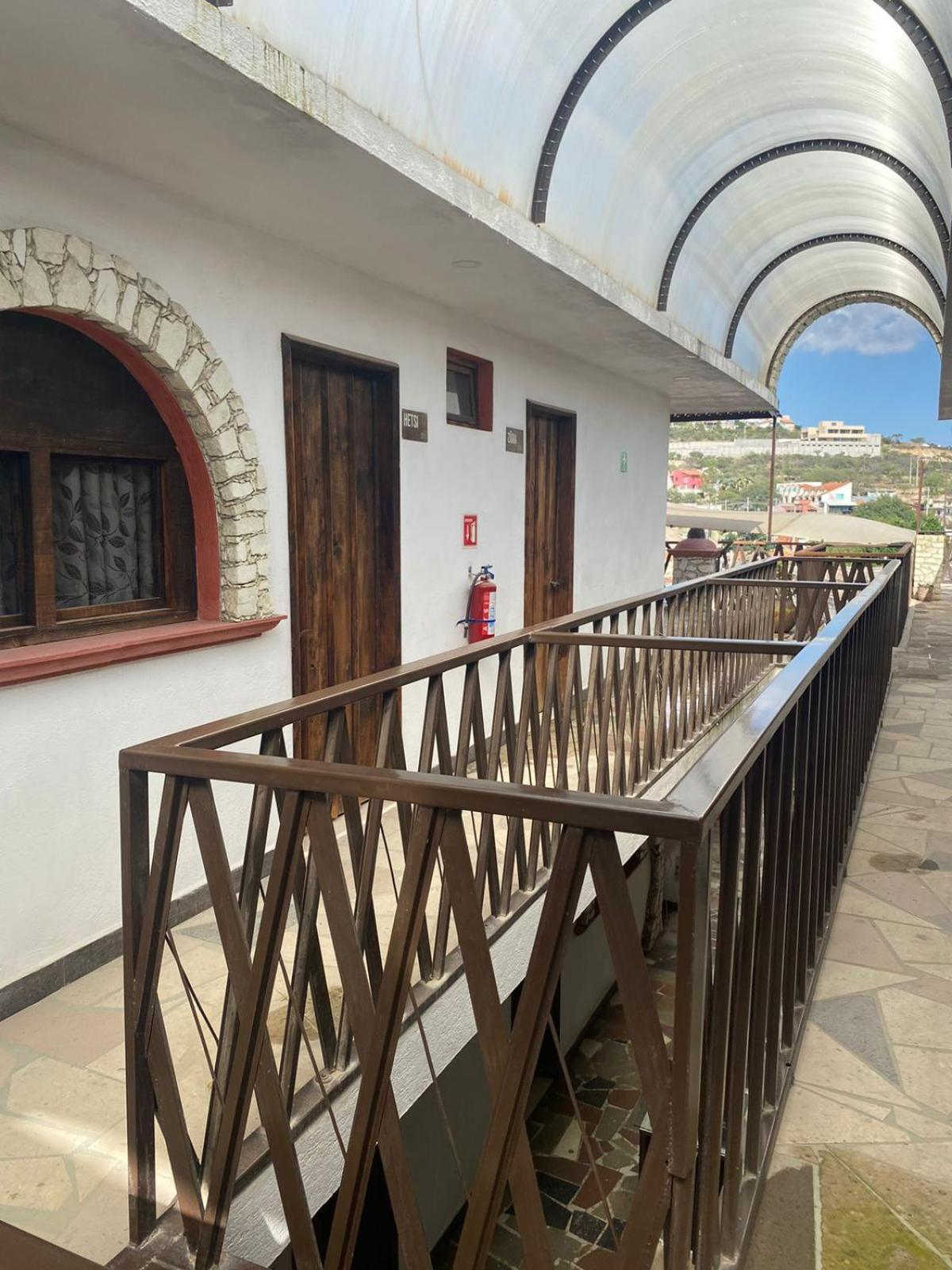 Hermanos Feregrino Bernal Exterior foto